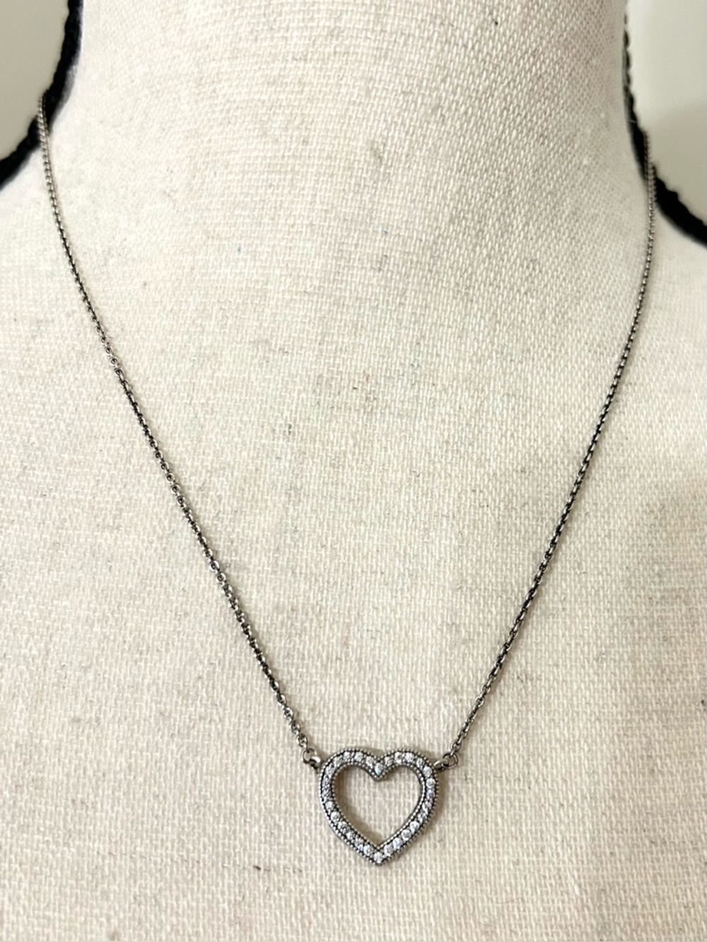 Pandora Sterling Silver Heart Necklace with Crystal Detail – Adjustable Chain